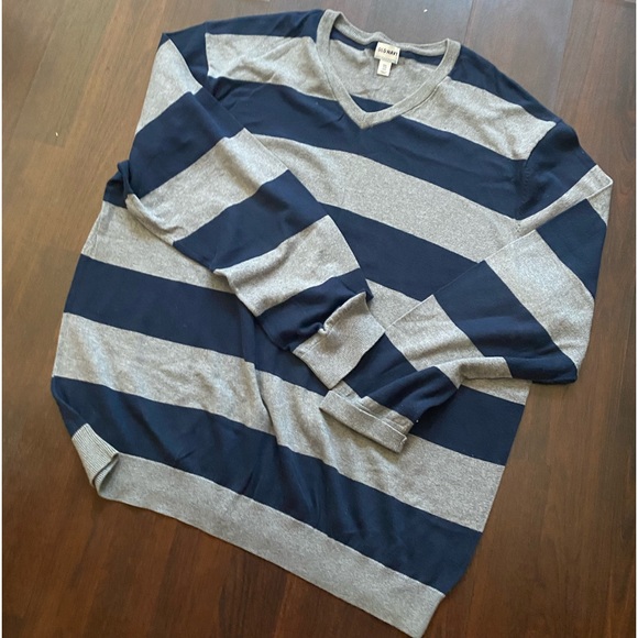 Old Navy Other - Striped Old Navy V neck sweater
